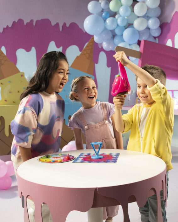 US_928329.004_Ice_Cream_Meltdown_Lifestyle_6 Ice Cream Meltdown